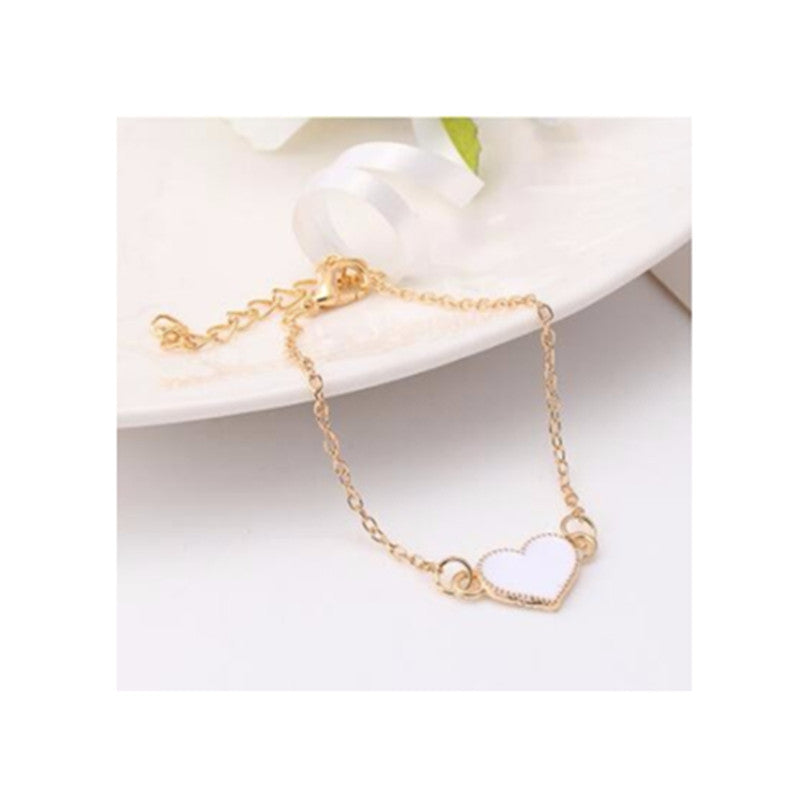 Europe and America Hot Sale Specials Clover Love Bracelet Female Yiwu Jewelry Item Ornaments Manufacturer