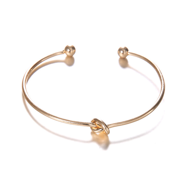 2024 Japanese and Korean fashion new women's arrow knotted open bracelet set big street shooting Europe and the United States wholesale