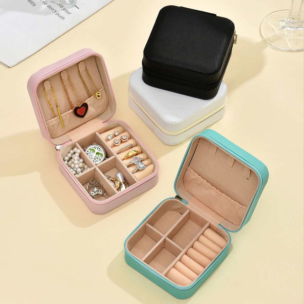 Home Travel Earrings Necklace Storage Case for Women Ring Organizer PU Leather Display Case Mini Jewelry Storage Box Portable