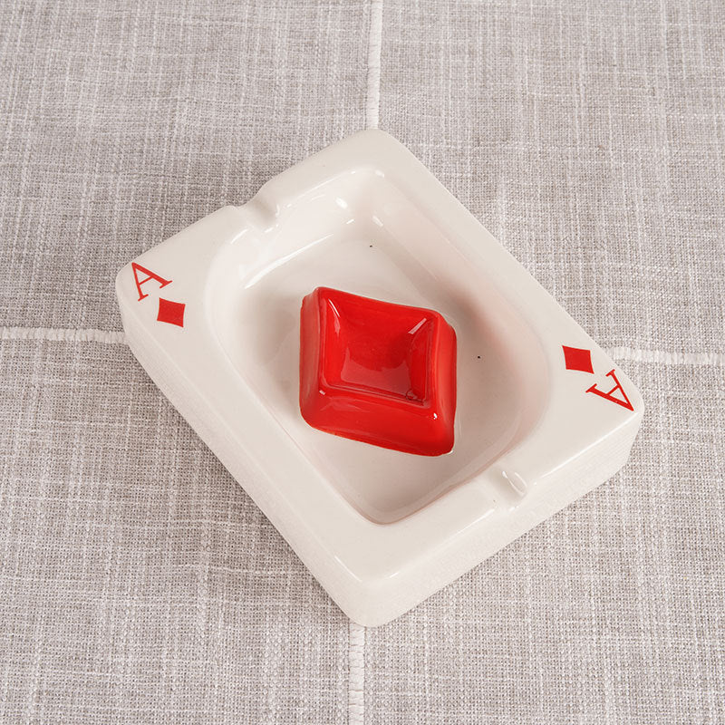 Creative ceramic poker ashtray European style simple ins ceramic fashion ashtray home living room gift