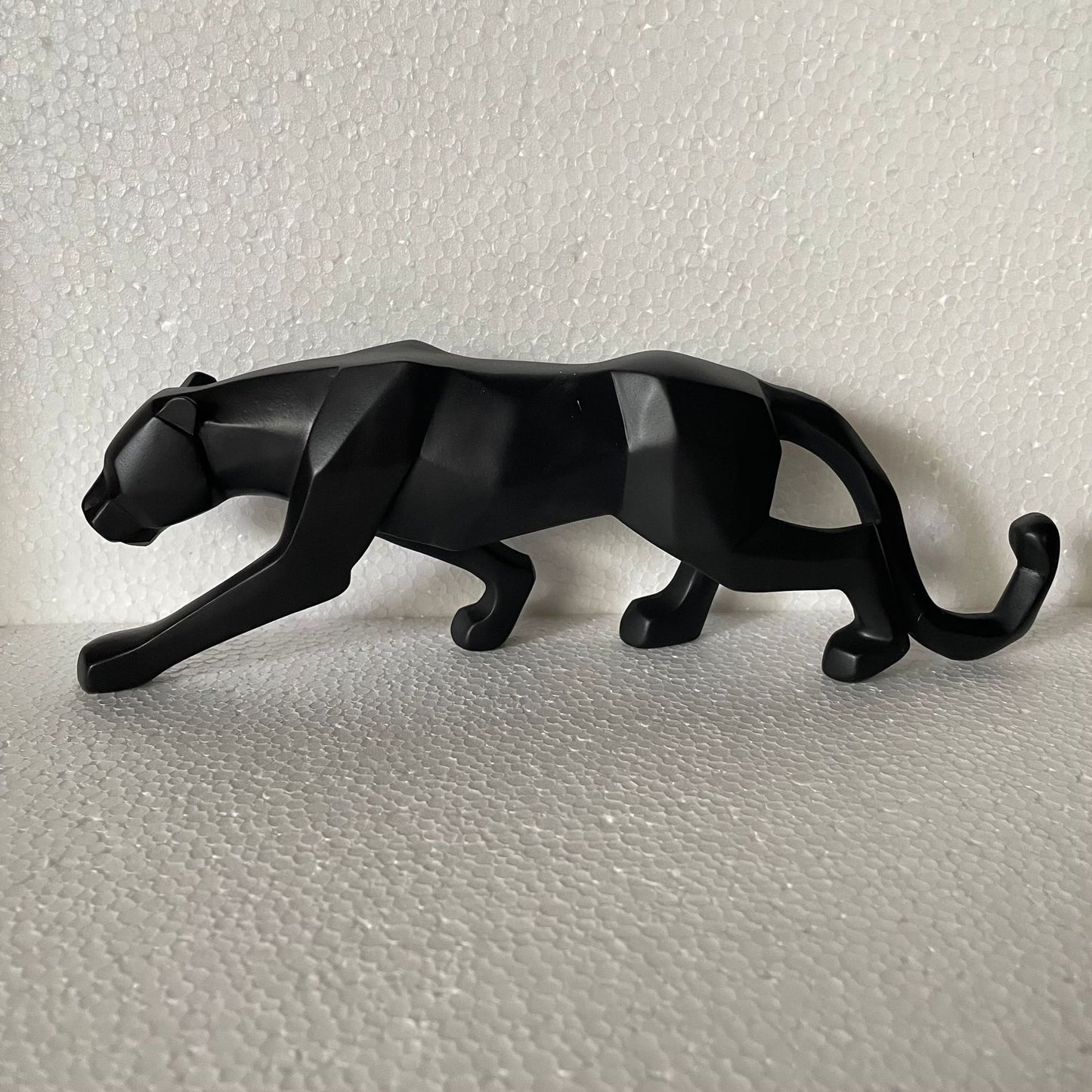 Creative Geometric Cheetah Ornament Sectional Animal Living Room Entrance Bedroom Decoration Home Decoration Resin Crafts