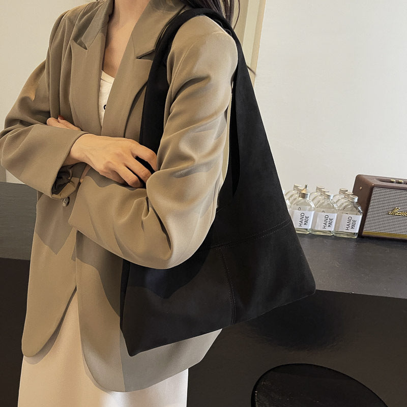 Casual personality large capacity autumn and winter suede retro style high-end one-shoulder underarm women's bag mother-and-child tote bag