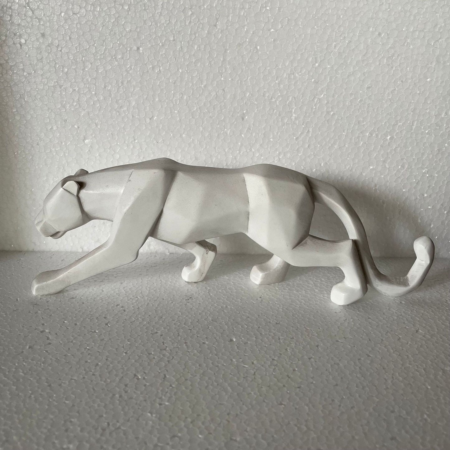 Creative Geometric Cheetah Ornament Sectional Animal Living Room Entrance Bedroom Decoration Home Decoration Resin Crafts